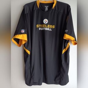 Steelers Football Black and Gold Men's Shirt EUC